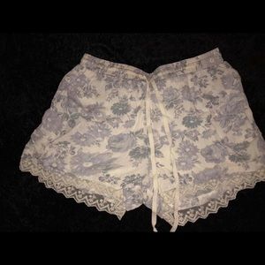 Francescas Dressy lace shorts